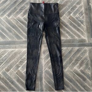 SPANX XL Tall Inseam Leather Look Pants